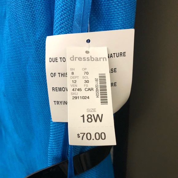 Dress - Picture 2 of 2